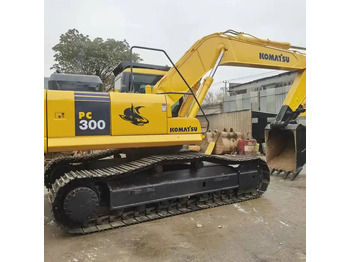 Pelle sur chenille KOMATSU PC300-7