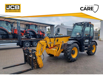 Chariot télescopique JCB