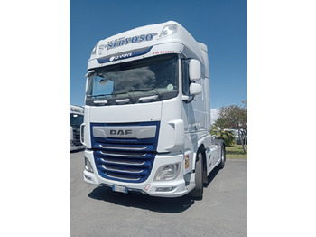 Tracteur routier DAF XF 530