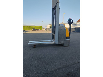 Gerbeur Jungheinrich EJC 112z/ remote control/ acid protect/ initial/ 511h: photos 4