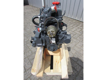 Moteur pour Chargeuse Mitsubishi RECON K3D: photos 2
