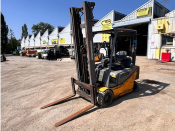 Chariot élévateur électrique JUNGHEINRICH EFG