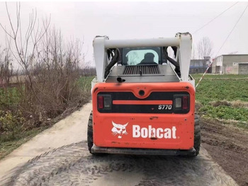 Mini chargeuse Bobcat S 770: photos 4