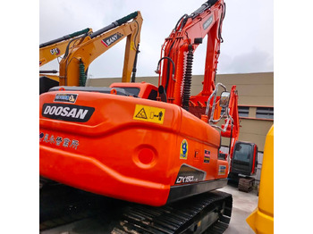 Pelle sur chenille DOOSAN DX150