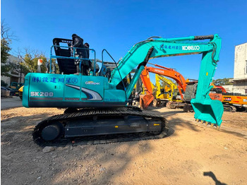 Pelle sur chenille KOBELCO