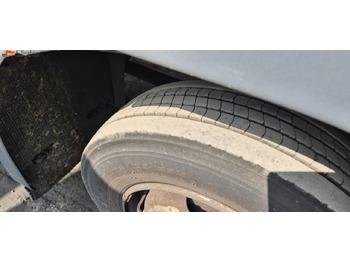 Véhicule utilitaire MAN TGL 8.150 4X2 BL Unfallschaden bedingt fahrbereit, Motor ok: photos 5 Véhicule utilitaire MAN TGL 8.150 4X2 BL Unfallschaden bedingt fahrbereit, Motor ok: photos 5