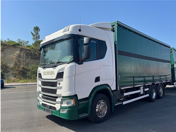 Camion à rideaux coulissants SCANIA R 500