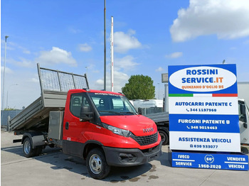 Véhicule utilitaire benne IVECO Daily 35c12