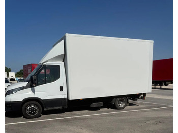 Fourgon IVECO Daily 35c14