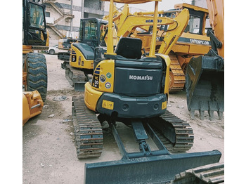 Mini pelle KOMATSU PC30