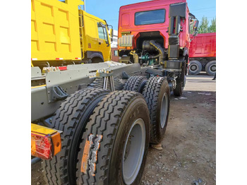 Tracteur routier Howo Brandnew unused 371 6X4: photos 3 Tracteur routier Howo Brandnew unused 371 6X4: photos 3