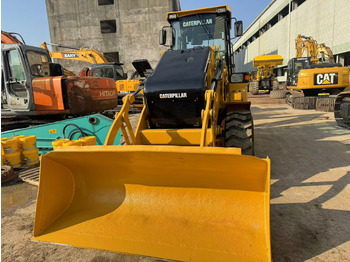 Tractopelle CATERPILLAR 420F