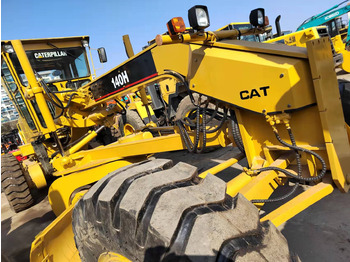 Niveleuse CATERPILLAR 140H: photos 4