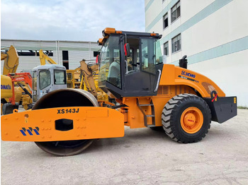 Rouleau compresseur XCMG XS143J: photos 3 Rouleau compresseur XCMG XS143J: photos 3