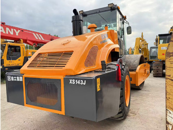 Rouleau compresseur XCMG XS143J: photos 5 Rouleau compresseur XCMG XS143J: photos 5