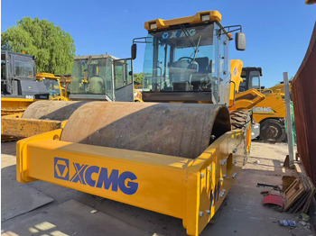 Rouleau compresseur XCMG XS163J