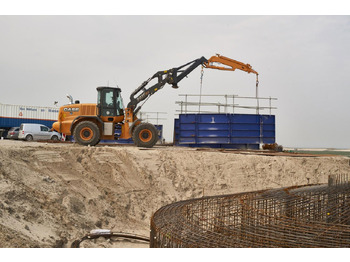 Chargeuse sur pneus CASE