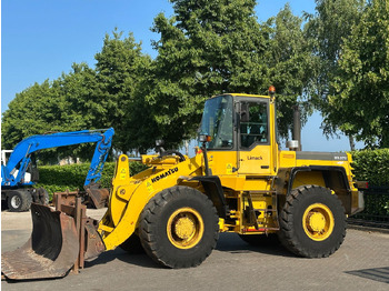 Chargeuse sur pneus KOMATSU WA270