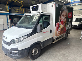Véhicule utilitaire frigorifique IVECO Daily 35s12