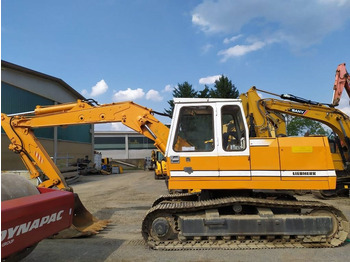 Pelle sur chenille Liebherr 902: photos 2