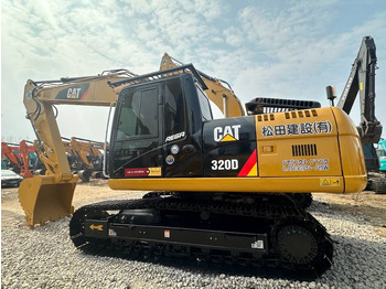 Pelle sur chenille CATERPILLAR 320D