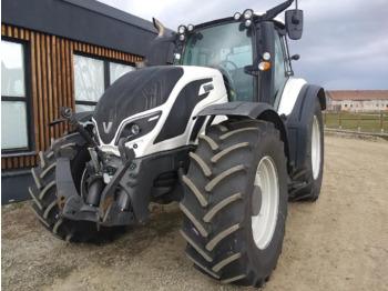 Tracteur agricole Valtra T, 254, Versu: photos 2 Tracteur agricole Valtra T, 254, Versu: photos 2