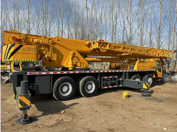 Grue mobile XCMG QY70K
