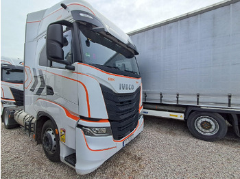 Tracteur routier IVECO