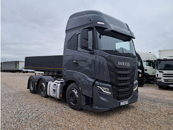 Tracteur routier IVECO