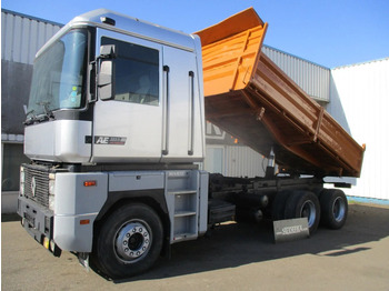 Camion benne RENAULT Magnum 385