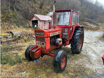 Tracteur agricole VOLVO
