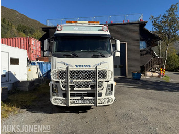Crédit-bail  2006 Volvo FH-16 8X4 m/krokløft tridem 2006 Volvo FH-16 8X4 m/krokløft tridem: photos 2