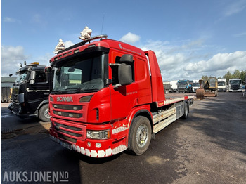 Remorqueuse SCANIA P