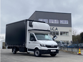 Véhicule utilitaire plateau baché MAN TGE 3.180