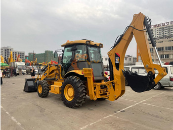 Tractopelle CATERPILLAR 420F
