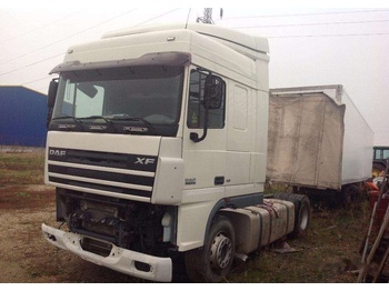 Tracteur routier DAF CF