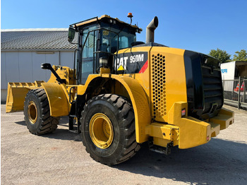 Chargeuse sur pneus CATERPILLAR 950M