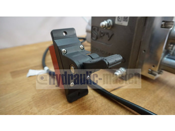 Chargeur frontal pour tracteur pour Camion Full proportional valve 3 sections SPV 20-120 l/min 12 or 24 V plug and play det also available with Walvoil DPX100: photos 4