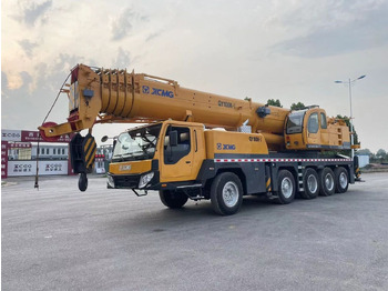 Grue mobile XCMG QY90K