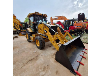 Tractopelle CAT 420F Backhoe Loader: photos 4