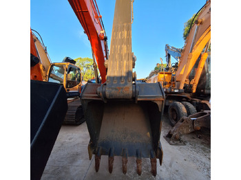 Pelle sur chenille DOOSAN DX300LC-9C