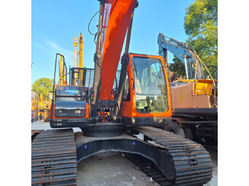 Pelle sur chenille DOOSAN DX225LC-9C