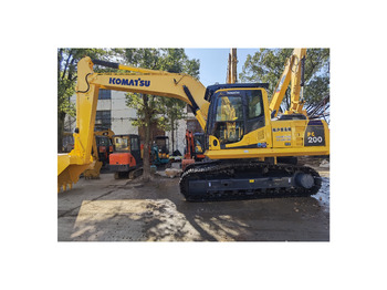 Pelle sur chenille KOMATSU PC200-8