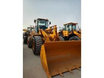 Chargeuse sur pneus CATERPILLAR 966H