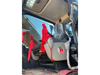 Pelle sur chenille Komatsu PC 210-8: photos 2 Pelle sur chenille Komatsu PC 210-8: photos 2