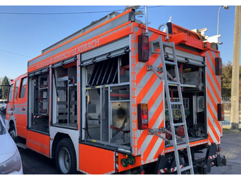 Camion de pompier MERCEDES-BENZ Atego