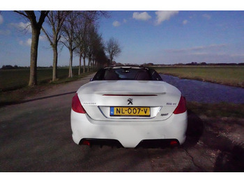 Voiture Peugeot 308 CC: photos 3