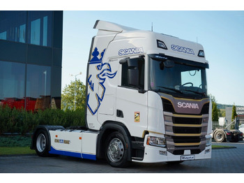 Tracteur routier SCANIA R 450