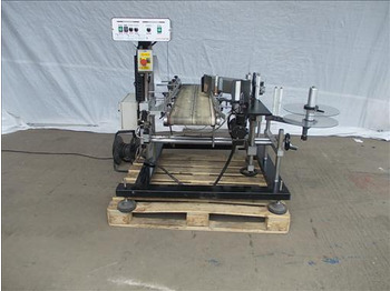 Machine d'emballage et de conditionnement