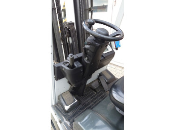 Chariot élévateur électrique UniCarriers AG1N1L18Q: photos 3